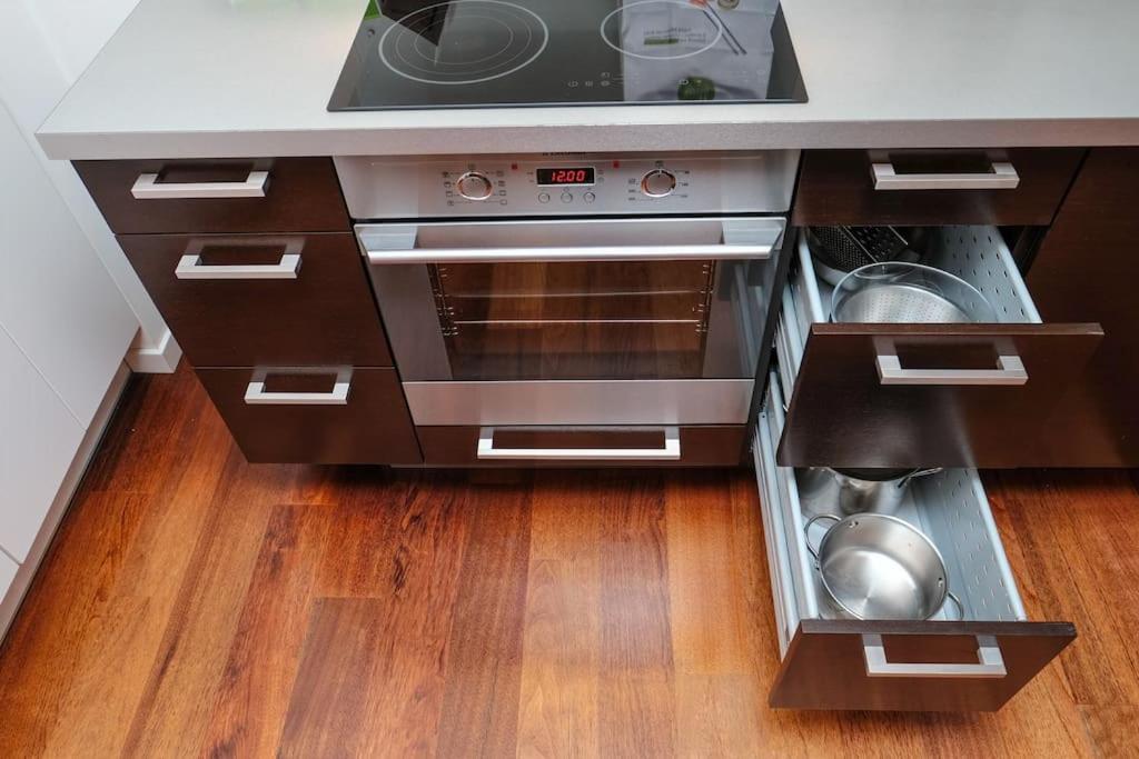 וילנה #Stayhere - Spacious Luxury Town Hall 3Bdr Apartment מראה חיצוני תמונה