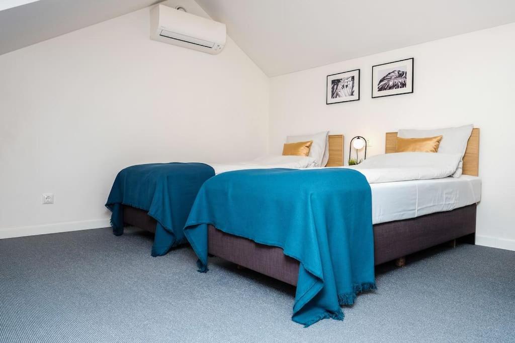 וילנה #Stayhere - Spacious Luxury Town Hall 3Bdr Apartment מראה חיצוני תמונה