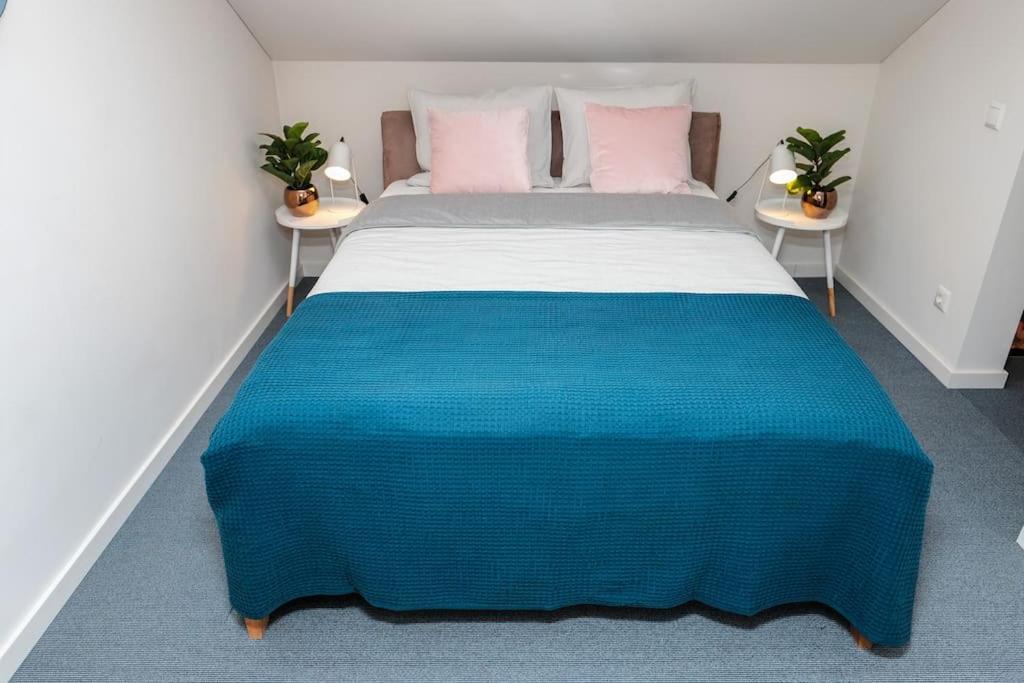 וילנה #Stayhere - Spacious Luxury Town Hall 3Bdr Apartment מראה חיצוני תמונה